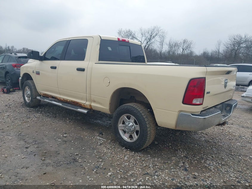 Vin: 3d7ut2cl2bg523826, lot: 45362947, ram ram 2500 slt 20113