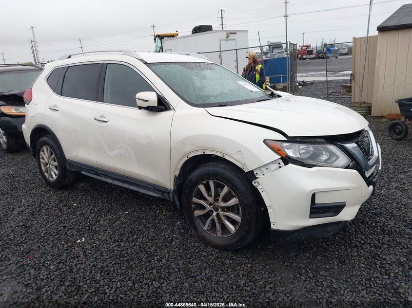 2018 NISSAN ROGUE SV