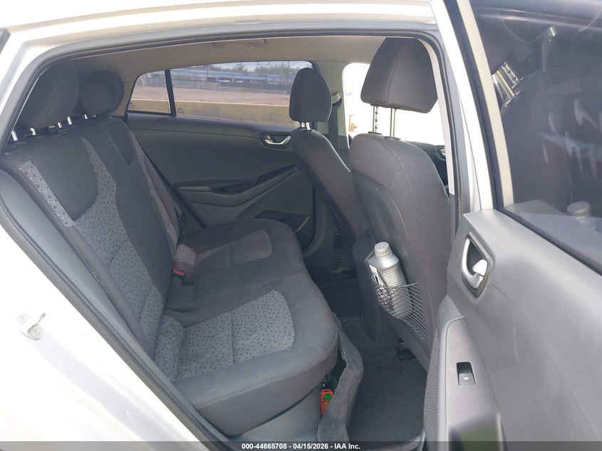 2017 Hyundai Ioniq Hybrid Blue VIN: KMHC65LC0HU026192 Lot: 44865708