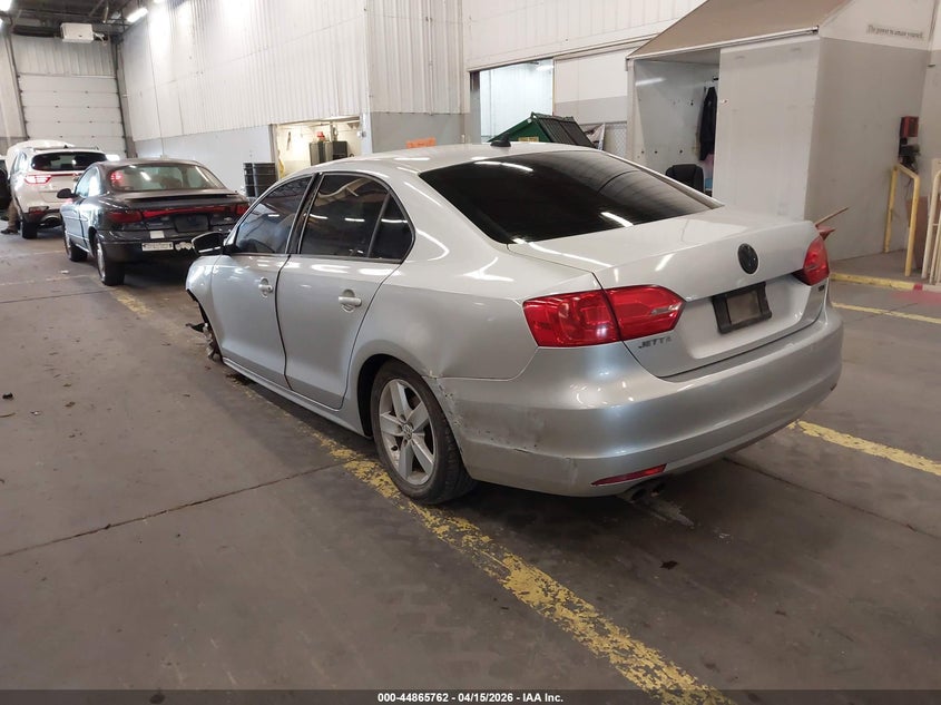2012 Volkswagen Jetta 2.0 2.0L Tdi silver Lot 111044865762 Vin 3VWLL7AJ0CM059813