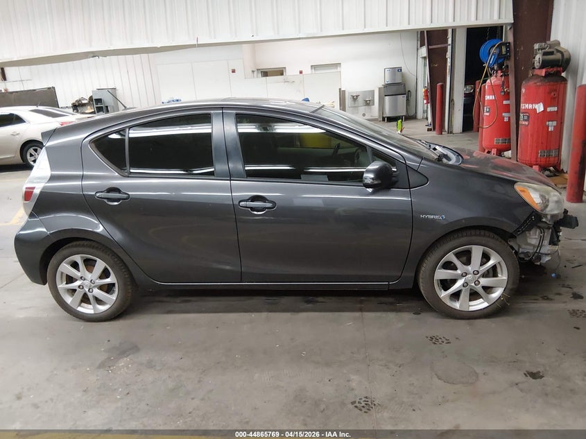 2013 Toyota Prius C Four VIN: JTDKDTB32D1041316 Lot: 44865769