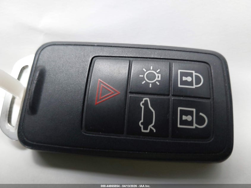 2017 Volvo V60 Cross Country T5 VIN: YV440MWK1H1025784 Lot: 44865854