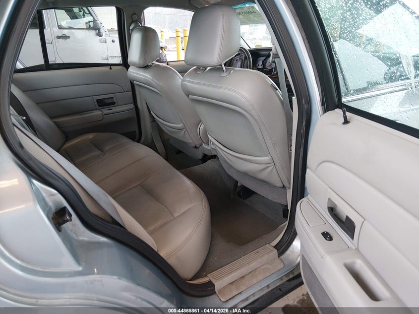 2003 Ford Crown Victoria Lx VIN: 2FAHP74W23X103812 Lot: 44865861