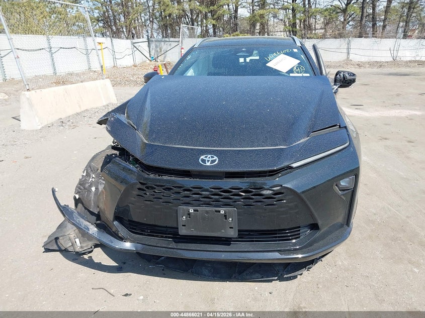 2025 Toyota Crown Signia Xle VIN: JTDACAAJXS3033405 Lot: 44866021