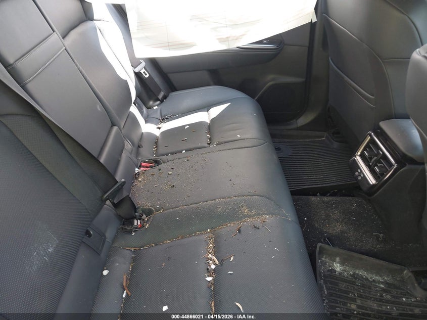 2025 Toyota Crown Signia Xle VIN: JTDACAAJXS3033405 Lot: 44866021