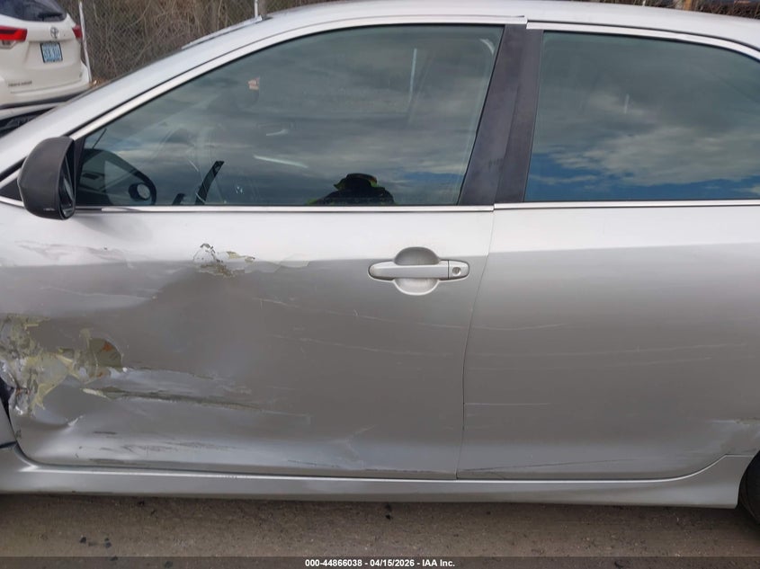 2014 Toyota Camry Se VIN: 4T1BF1FK0EU773147 Lot: 44866038