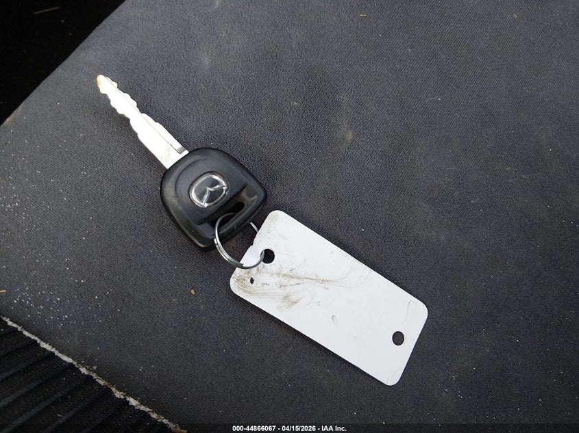 2004 Mazda Mx-5 Miata Cloth VIN: JM1NB353040401476 Lot: 44866067