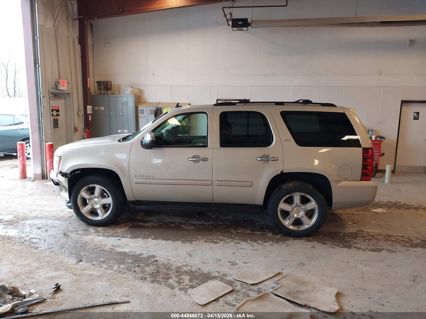 2007 Chevrolet Tahoe Ltz VIN: 1GNFK130X7J271942 Lot: 44866072