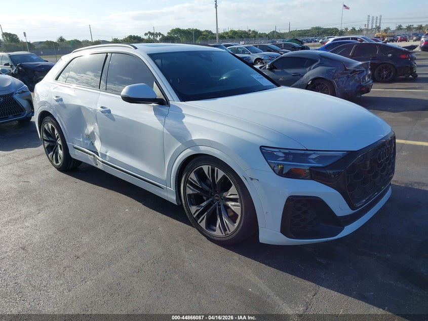 Vin: wa1fvbf14sd018045, lot: 45363398, audi q8 prestige 55 tfsi quattro 20251