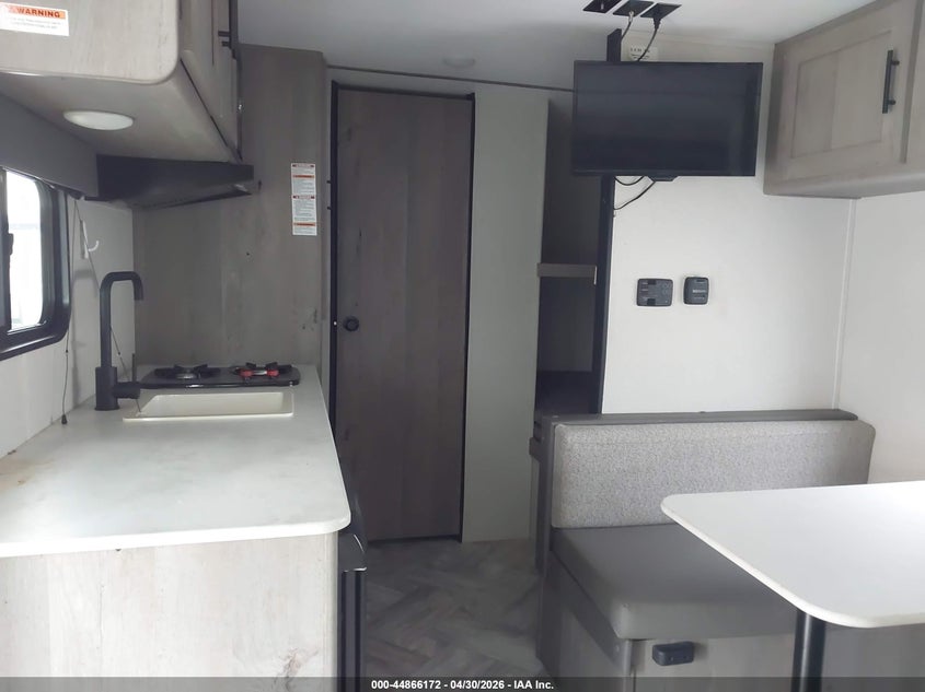 2021 KEYSTONE SPRINGDALE 1800BH auction photo 8