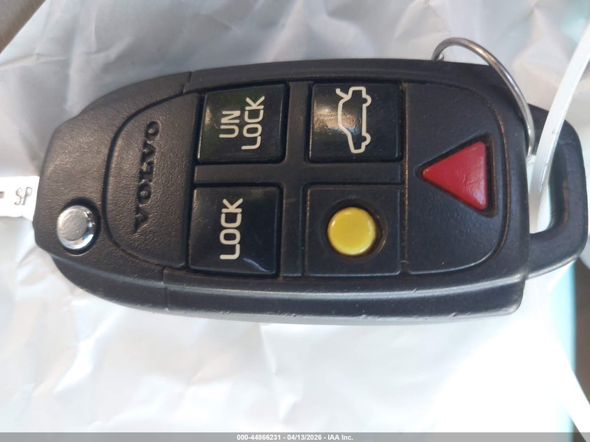 2011 Volvo Xc90 3.2 VIN: YV4952CYXB1583158 Lot: 44866231