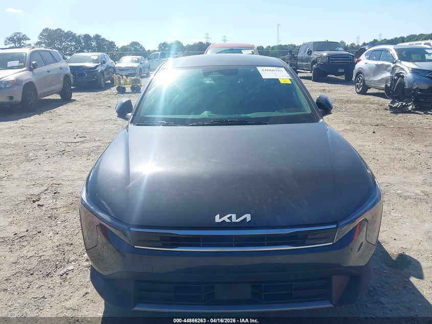 2025 Kia K4 2.0 Ex grey Lot 111044866263 Vin 3KPFU4DE0SE020397