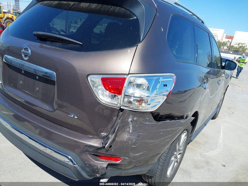 2015 Nissan Pathfinder Sv VIN: 5N1AR2MN5FC642017 Lot: 44866382
