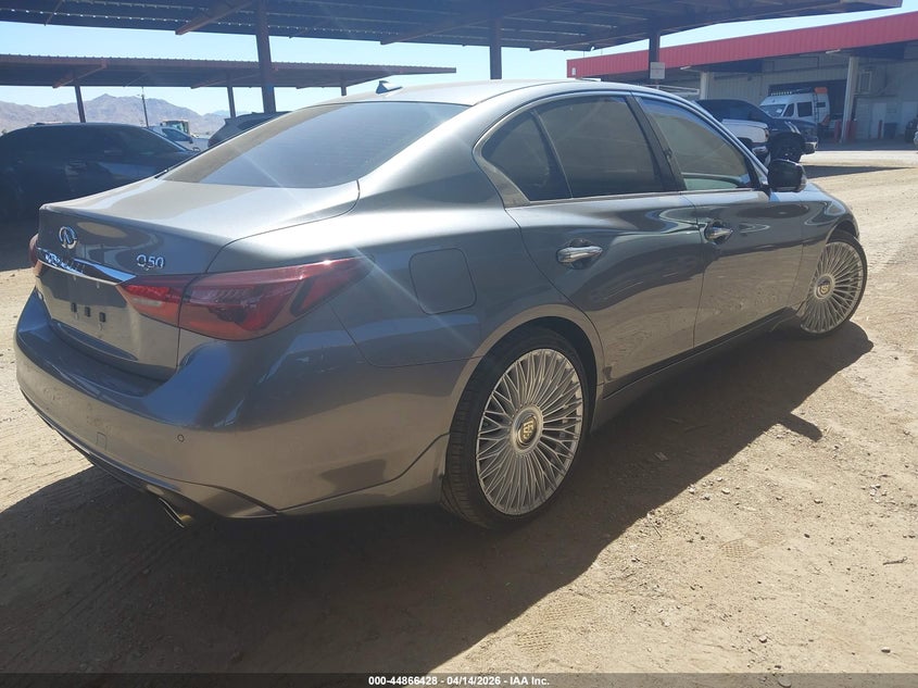 2023 Infiniti Q50 Luxe Awd