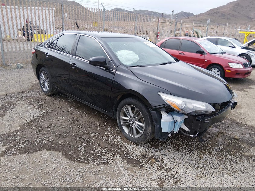2017 TOYOTA CAMRY SE