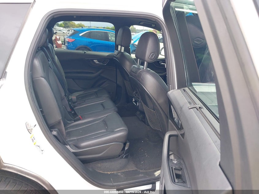 2017 Audi Q7 3.0T Premium VIN: WA1LAAF70HD009090 Lot: 44866450