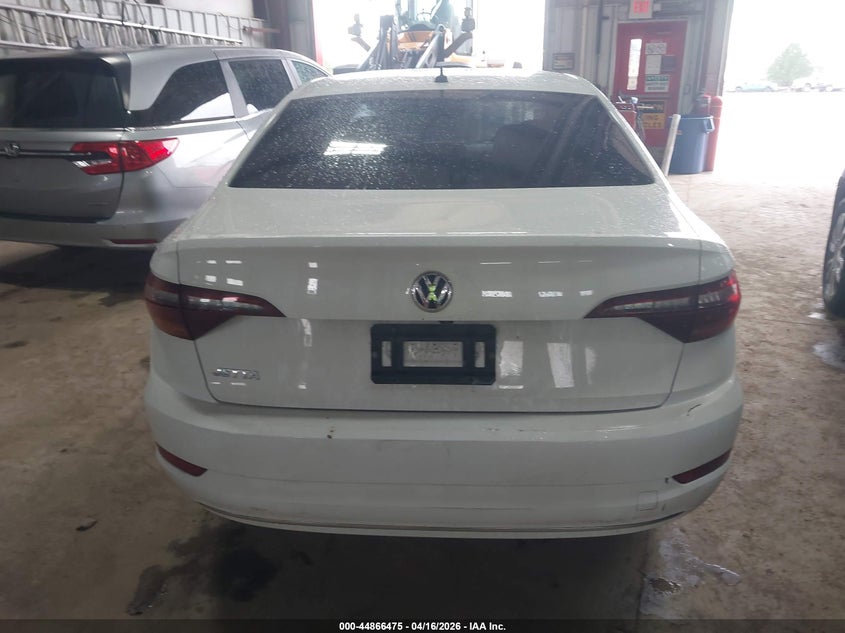 AtlanticExpress - Volkswagen Jetta