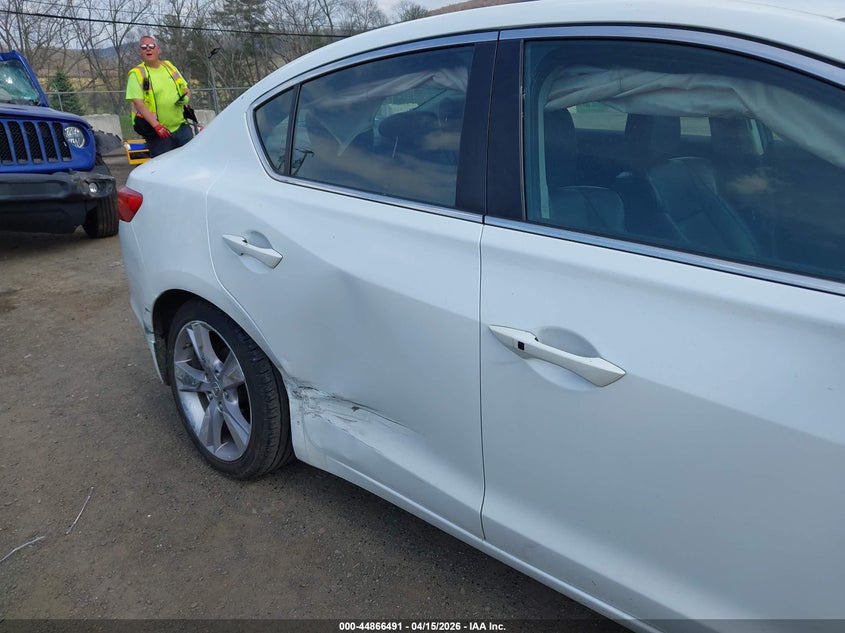 2014 Acura Ilx 2.4L VIN: 19VDE2E53EE000911 Lot: 44866491