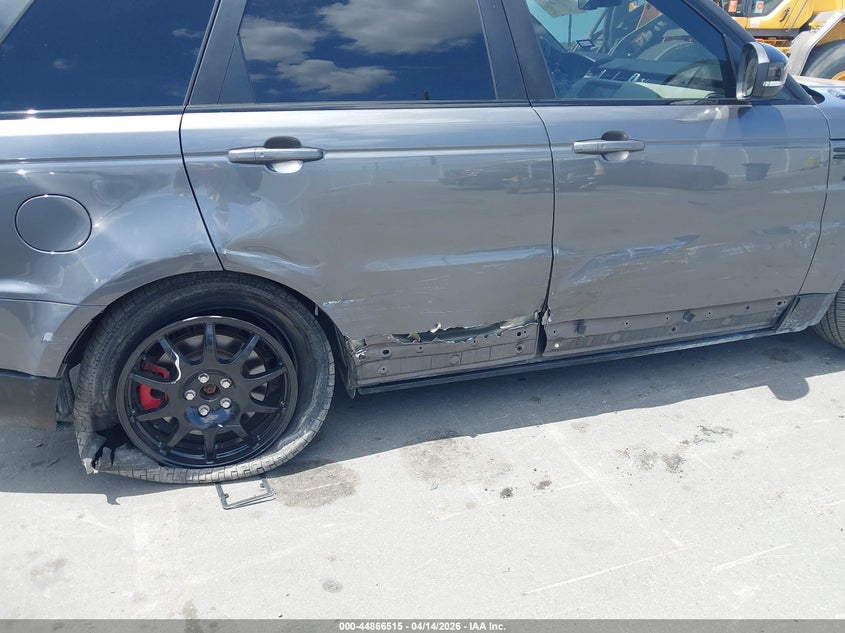 2016 Land Rover Range Rover Sport 5.0L V8 Supercharged/5.0L V8 Supercharged Dynamic VIN: SALWR2EF8GA591328 Lot: 44866515