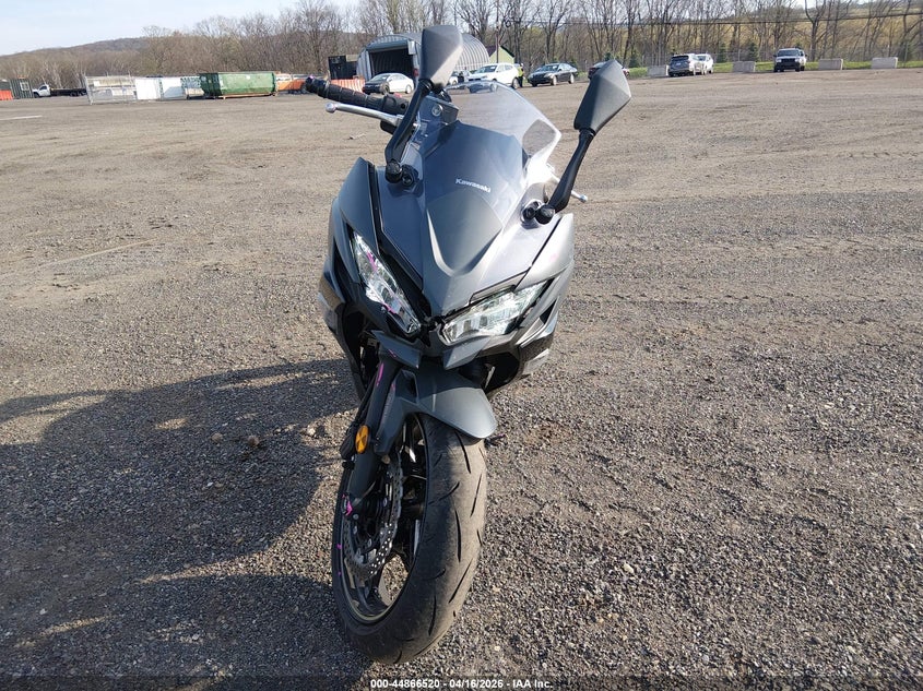 2024 Kawasaki Ninja Kawasaki Ex650 P black Lot 111044866520 Vin ML5EXEP14RDAD5586