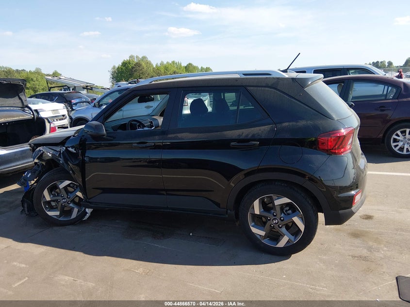 2024 Hyundai Venue Sel VIN: KMHRC8A37RU327924 Lot: 44866570