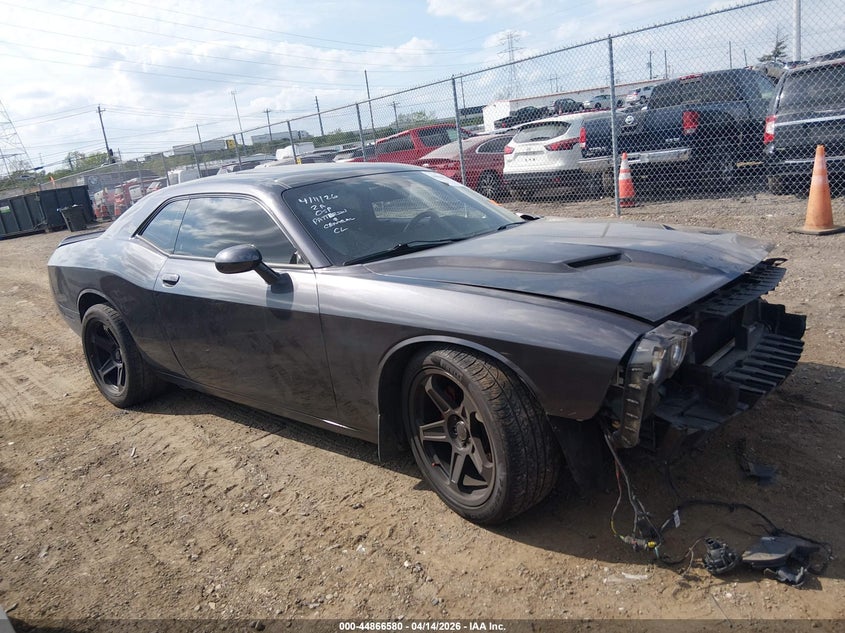 2016 Dodge Challenger R/T Plus VIN: 2C3CDZBT9GH315211 Lot: 44866580