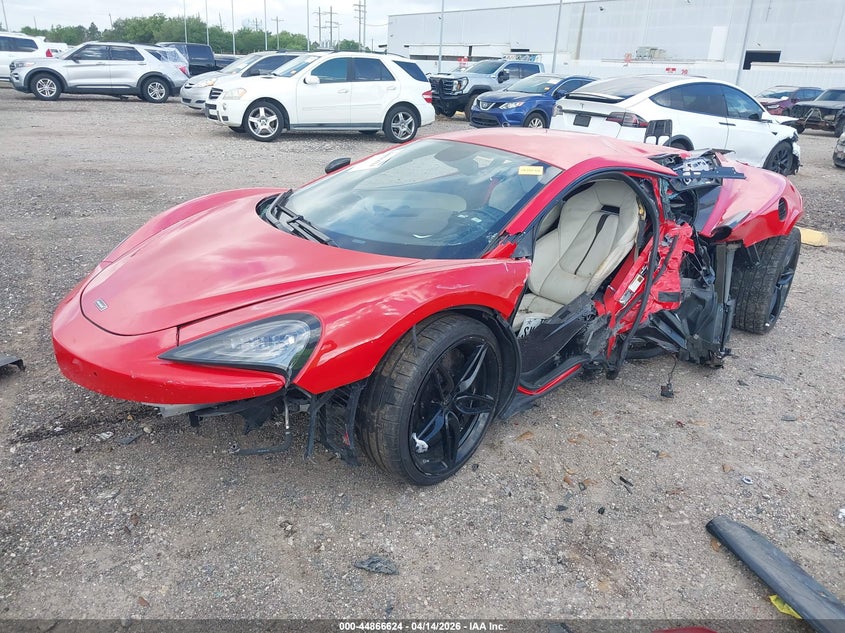 2017 Mclaren 570s 3.8 red Lot 111044866624 Vin SBM13DAA2HW002424