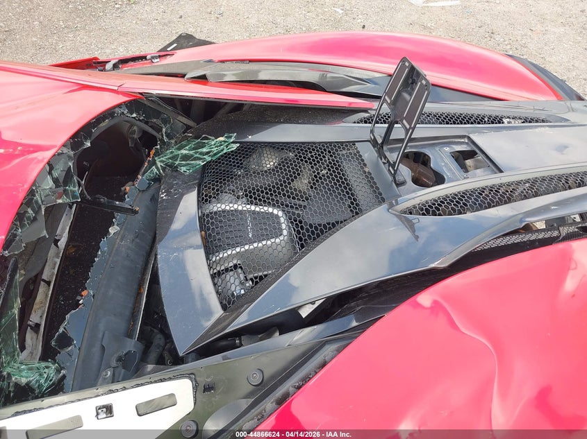 2017 MCLAREN 570S · Фото 10