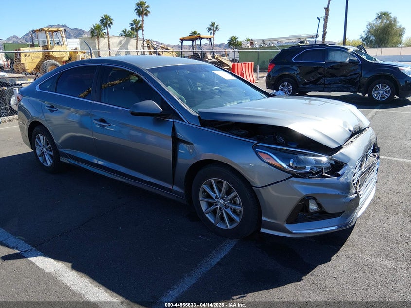 2019 HYUNDAI SONATA SE