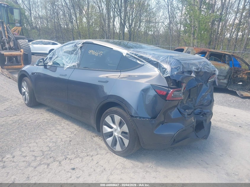 Vin: 7saygdeexpf884005, lot: 45363958, tesla model y awd/long range dual motor all-wheel drive 20233