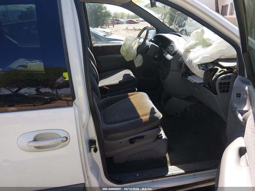 1999 PLYMOUTH VOYAGER auction photo 5