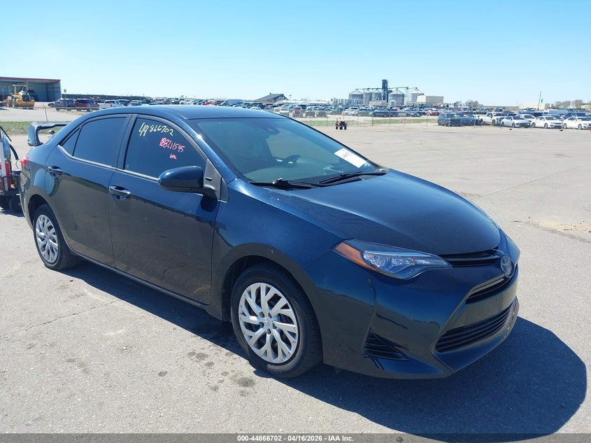 2017 TOYOTA COROLLA LE