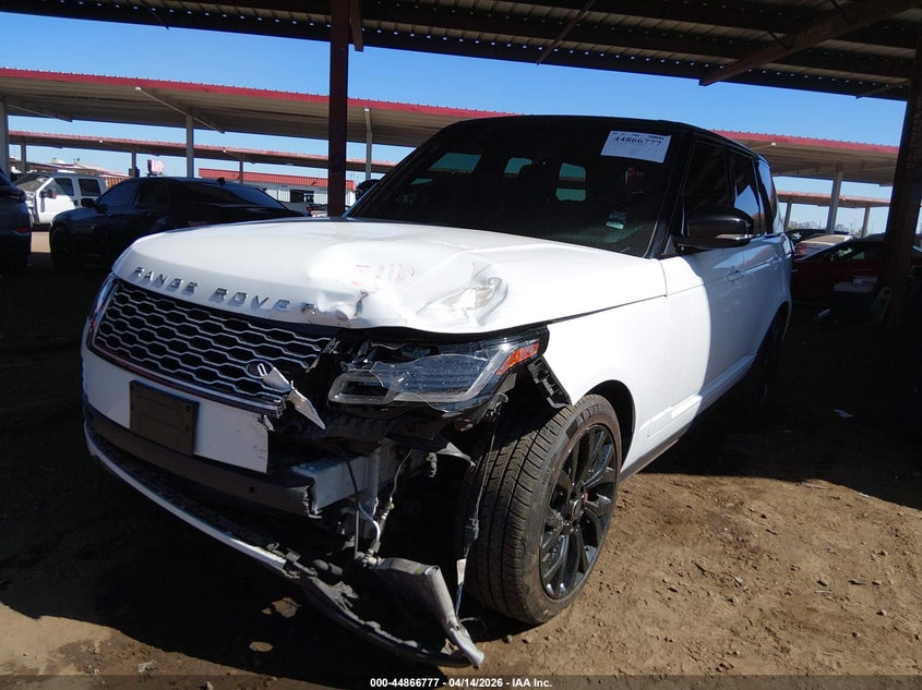 2019 Land rover RANGE ROVER 5.0 5.0L V8 Supercharged white Lot 111044866777 Vin SALGS2RE7KA540681