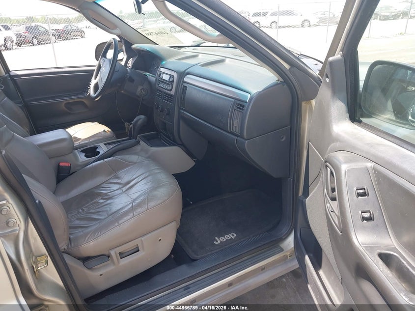 2004 Jeep Grand Cherokee Laredo