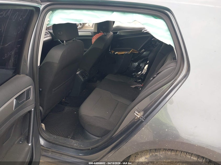 2017 Volkswagen Golf Tsi S 4-Door/Tsi Se 4-Door/Tsi Sel 4-Door/Tsi Wolfsburg Edition 4-Door VIN: 3VW217AU5HM058563 Lot: 44866802