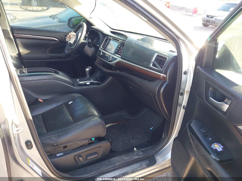 2016 Toyota Highlander Limited V6