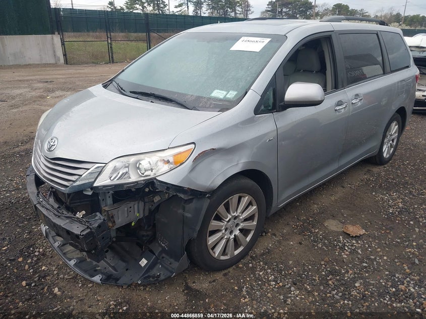 2017 Toyota Sienna Xle 7 Passenger 5TDDZ3DC8HS173027 photo 1