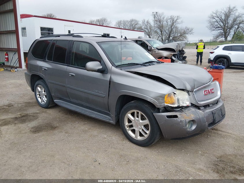 2006 GMC Envoy Denali