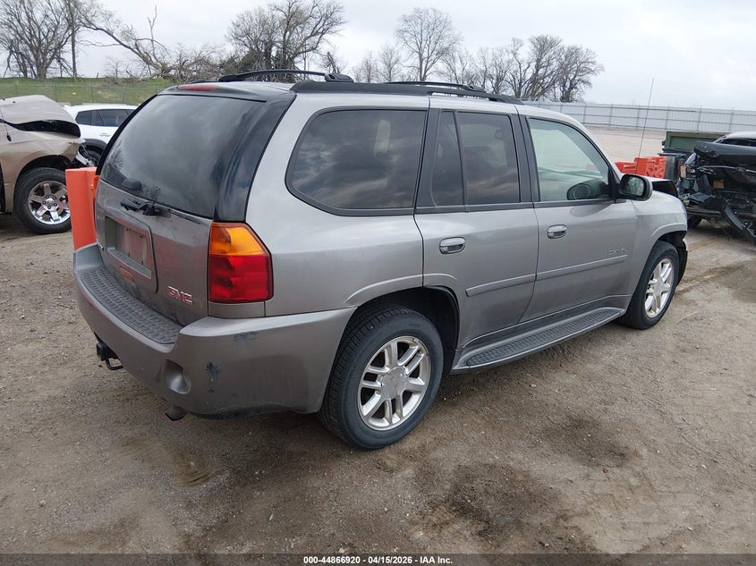 2006 GMC Envoy Denali