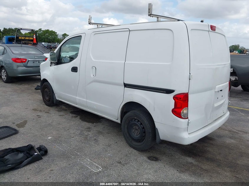 2015 NISSAN NV200 auction photo 3