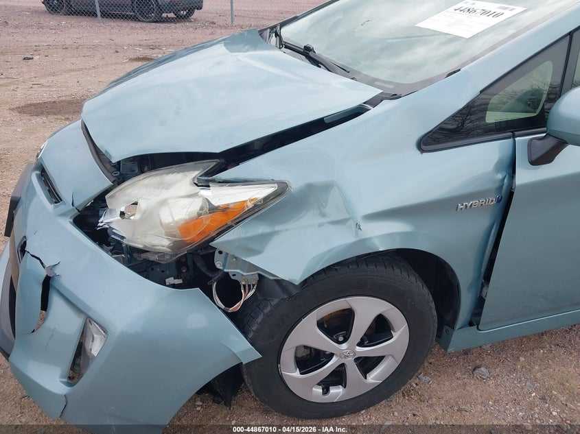 2013 Toyota Prius Two VIN: JTDKN3DU4D5696198 Lot: 44867010