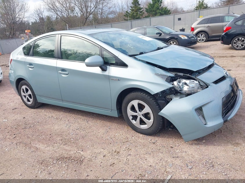 2013 Toyota Prius Two VIN: JTDKN3DU4D5696198 Lot: 44867010