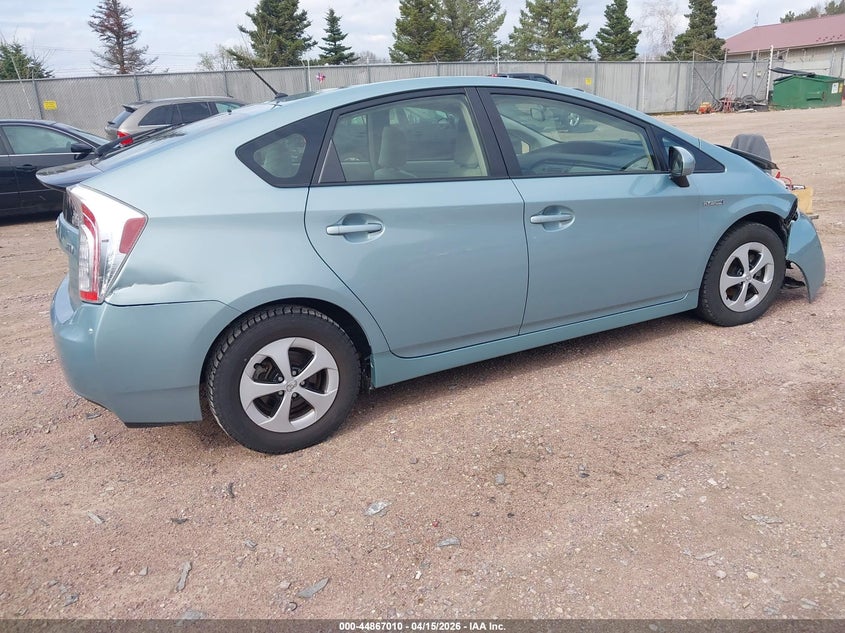 2013 Toyota Prius Two VIN: JTDKN3DU4D5696198 Lot: 44867010