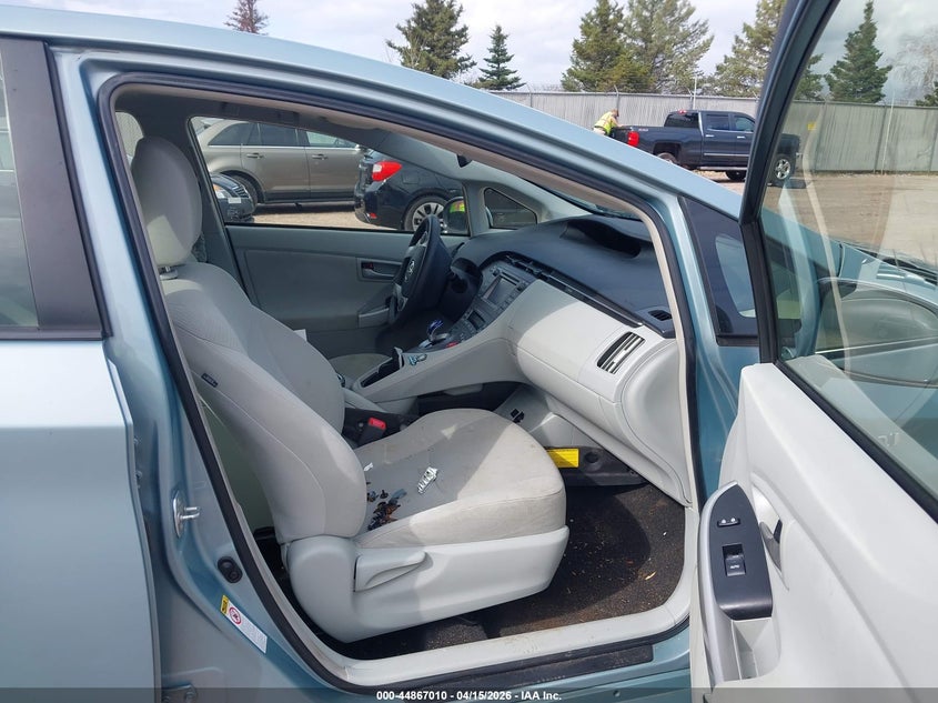 2013 Toyota Prius Two VIN: JTDKN3DU4D5696198 Lot: 44867010