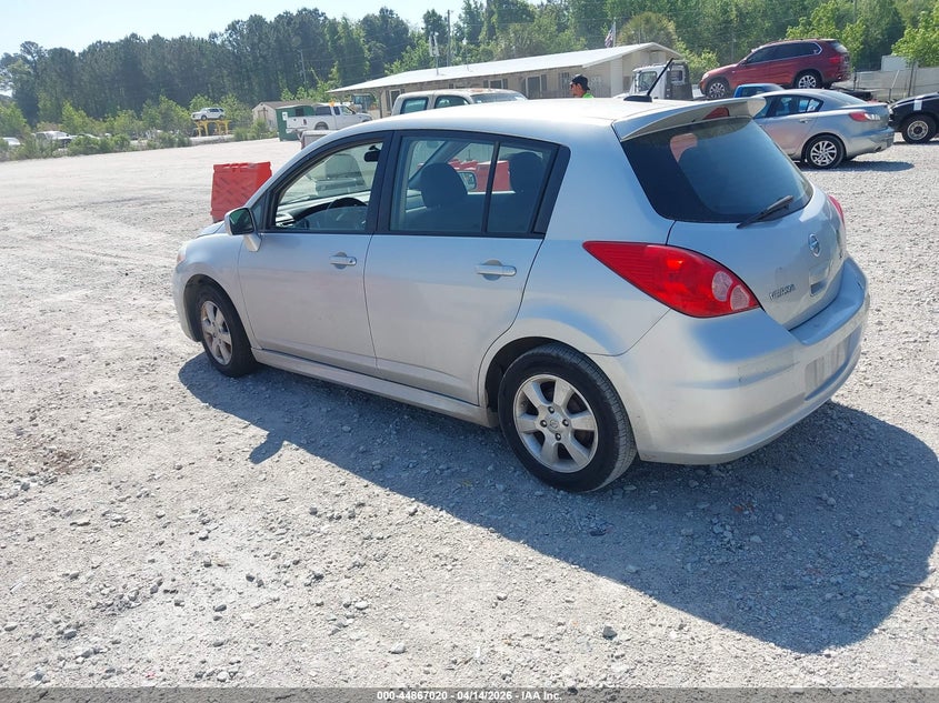 2011 Nissan Versa 1.8Sl