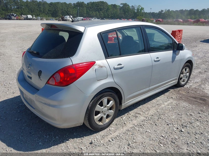 2011 Nissan Versa 1.8Sl