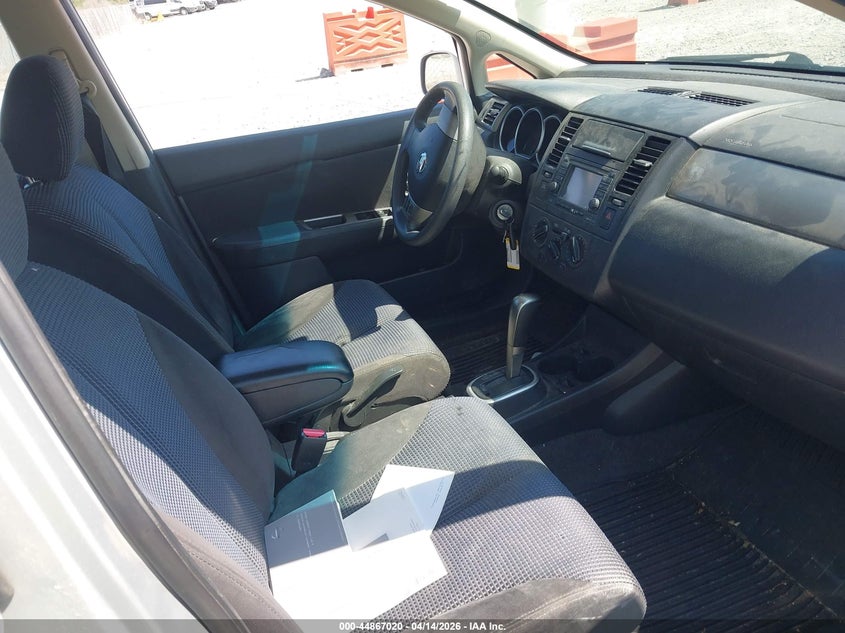 2011 Nissan Versa 1.8Sl