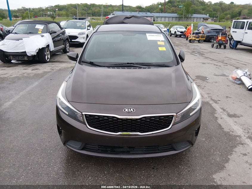 2017 Kia Forte Lx VIN: 3KPFK4A77HE057449 Lot: 44867042