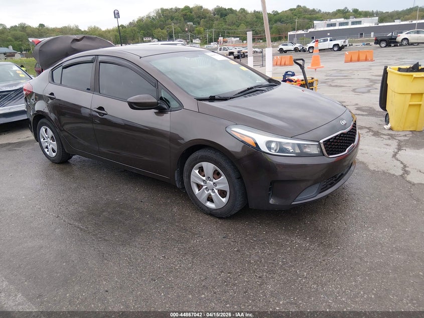 2017 Kia Forte Lx VIN: 3KPFK4A77HE057449 Lot: 44867042