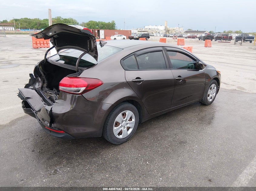 2017 Kia Forte Lx VIN: 3KPFK4A77HE057449 Lot: 44867042